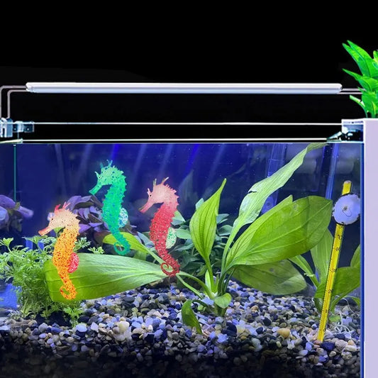 Glow-in-the-Dark Silicone Seahorse Aquarium Ornament – Realistic Fish Tank Aquascape Decoration with Suction Cups for Underwater Landscaping