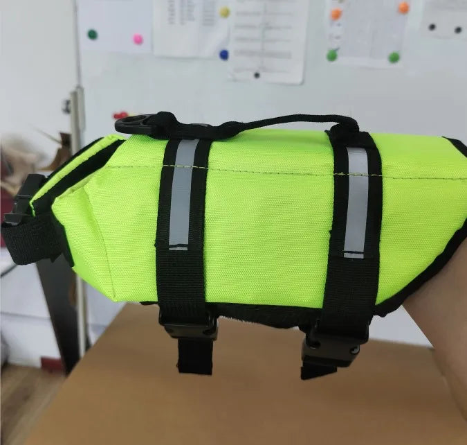 Chaleco salvavidas reflectante para perro – Flotador ajustable para mascotas con flotabilidad mejorada para nadar y navegar