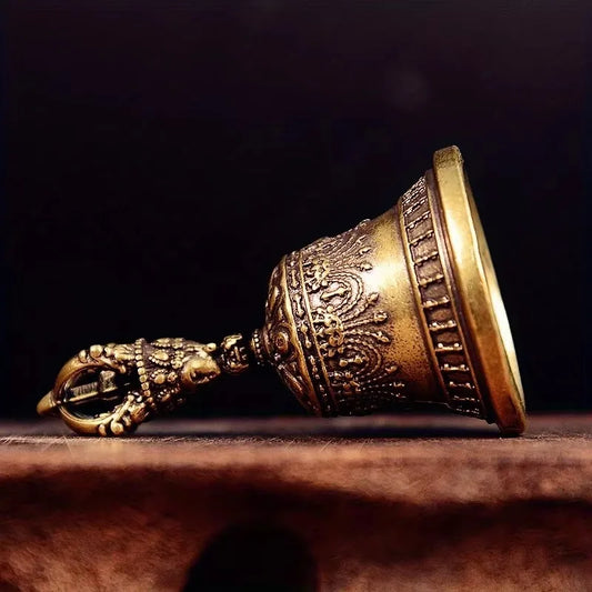 Porte-clés Cloche Tibétaine en Laiton – Breloque Goutte en Bronze Faite à la Main pour Accessoires de Voiture, Décoration Intérieure et Cadeau Créatif