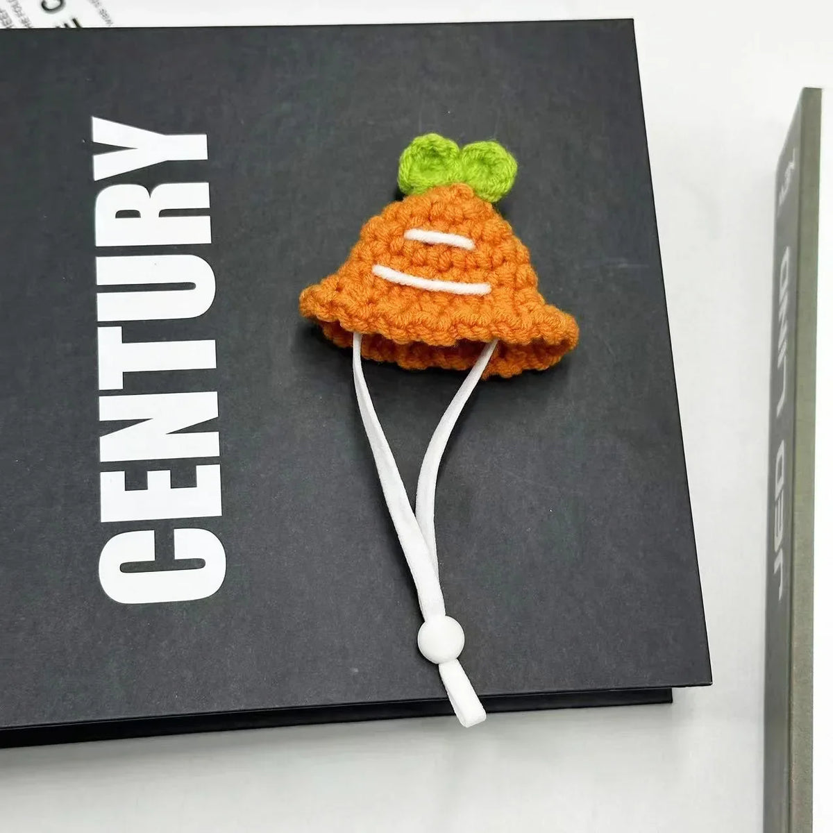 Handmade Knitted Small Pet Hat – Cute Frog, Parrot & Snake Designs with Adjustable Chin Strap for Hamsters and Other Small Animals
