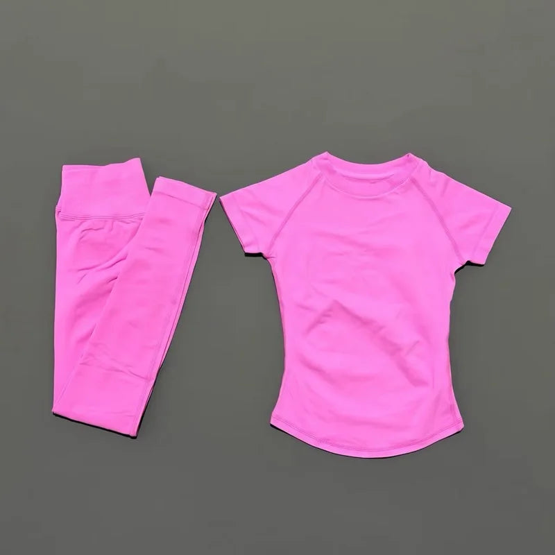 2-Piece Women’s Sports Set – Ribbed Seamless Active Top & Shorts, Yoga Gym Workout Fitness Outfit for Training and Everyday Wear