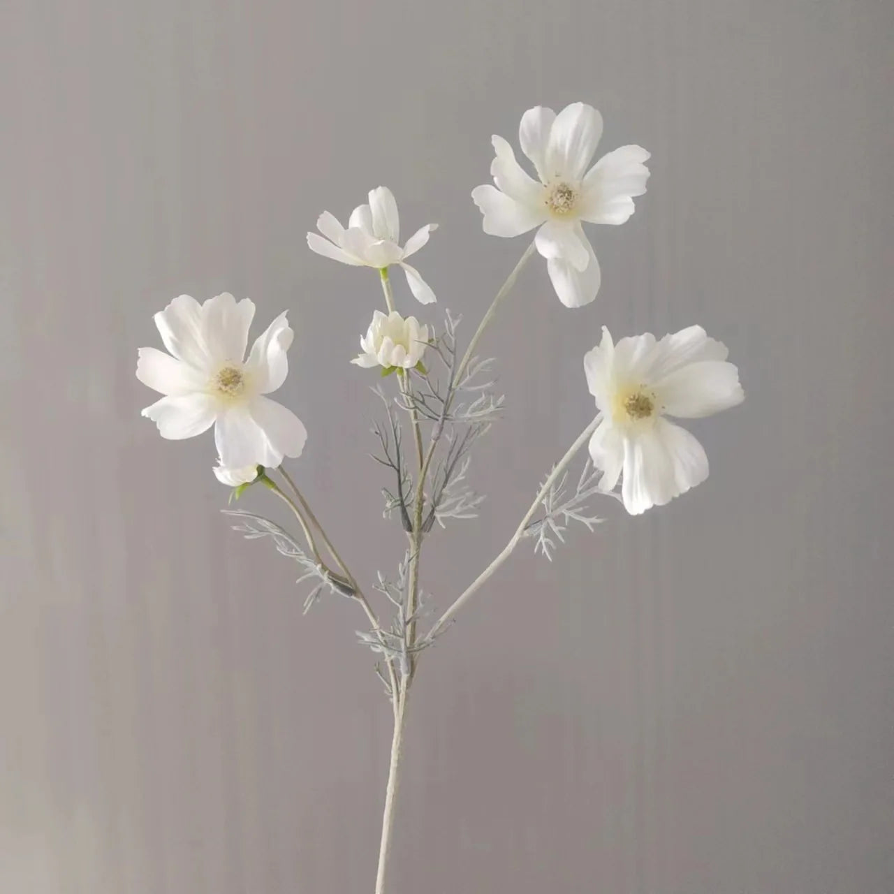 1 Gerbe de 60cm de Fleurs Artificielles Camomille Marguerite – Fausse Fleur en Soie Blanche pour Décoration de Mariage, Décoration de Table, Arrangements de Fête & Bouquets DIY