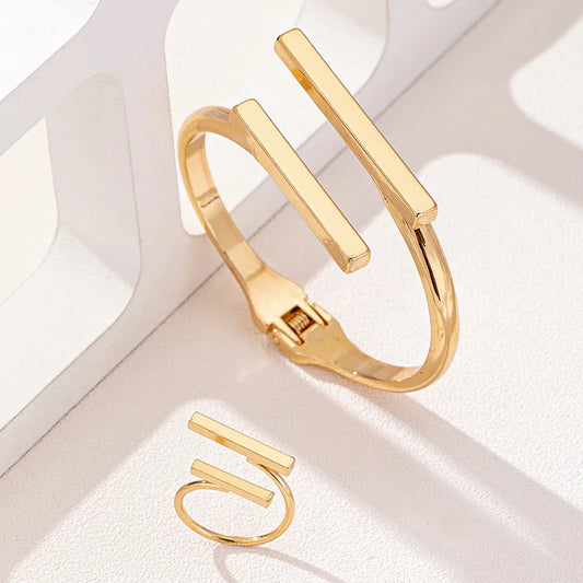 2Pcs Women’s Fashion Geometric Open Bracelet Ring Set Simple Design Trend Holiday Party Gift