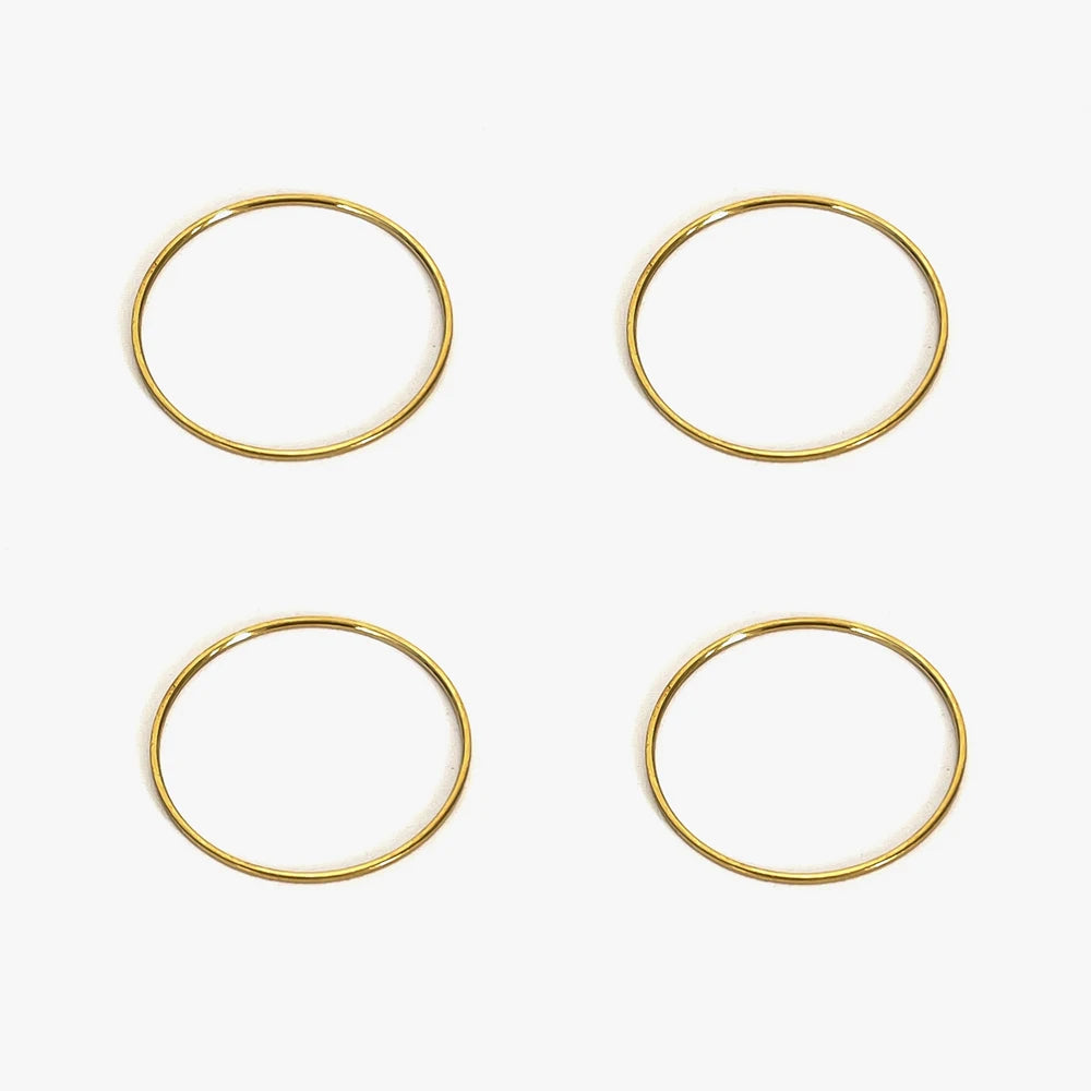 Anillo de Acero Inoxidable 316L Chapado en Oro PVD de 18K Ultrafino – Banda Apilable Minimalista de 0.5mm Resistente al Deslustre para Mujer