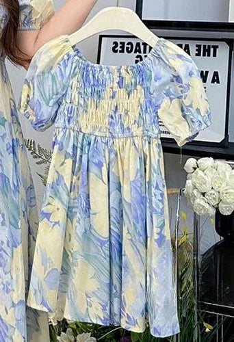 Family Matching Holiday Outfits – Mom & Daughter Smock Dresses, Dad & Son Floral Shirts, Sister & Brother Vacation Clothes for Twins & Kids
