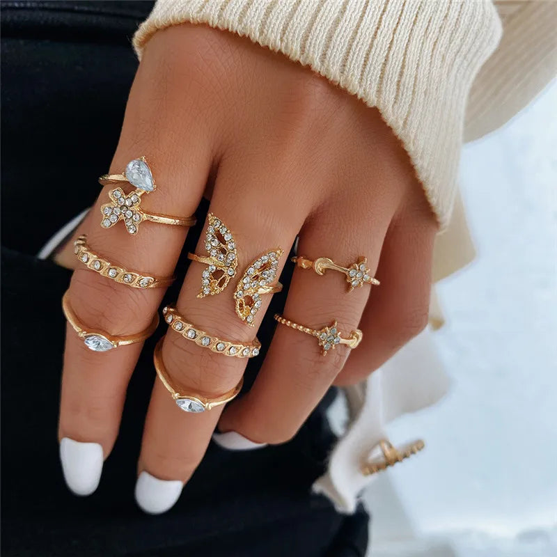 Conjunto de anillos apilables de circonita cúbica plateada para mujer – Luna, flecha, flor y corazón | Joyería de moda para boda y regalo
