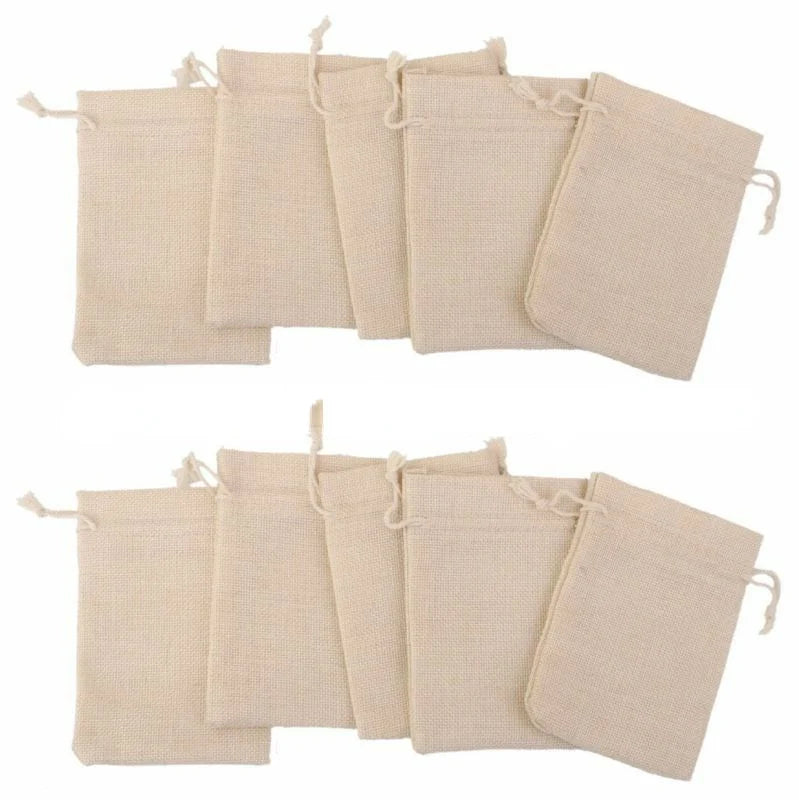 50 SACS CADEAUX en toile de jute avec cordon de serrage – Sacs à dragées en jute pour mariages, bonbons, bijoux et emballages DIY