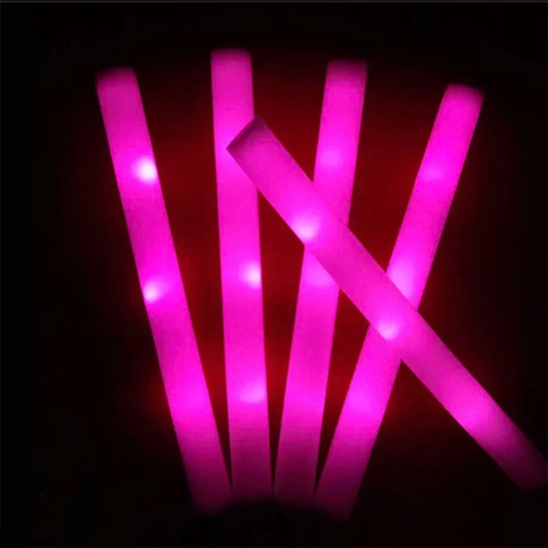 Lot de bâtons lumineux LED – 12/15/30/60 bâtons en mousse lumineux RVB colorés, tubes lumineux pour Noël, anniversaires, mariages, événements et fournitures de célébration nocturne
