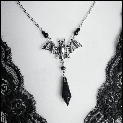 Antique Silver Skeleton Key Necklace – Gothic Punk Statement Pendant Charm, Vintage Grunge Jewelry for Halloween, Parties & Novelty Gifts