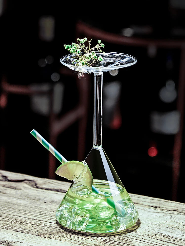 Creative Animal-Shaped Cocktail Glass, Porcupine Fish Swan Rose Octopus Bird Design Drinking Cup, Novelty Bar Drinkware for KTV, Night Parties and Gifts