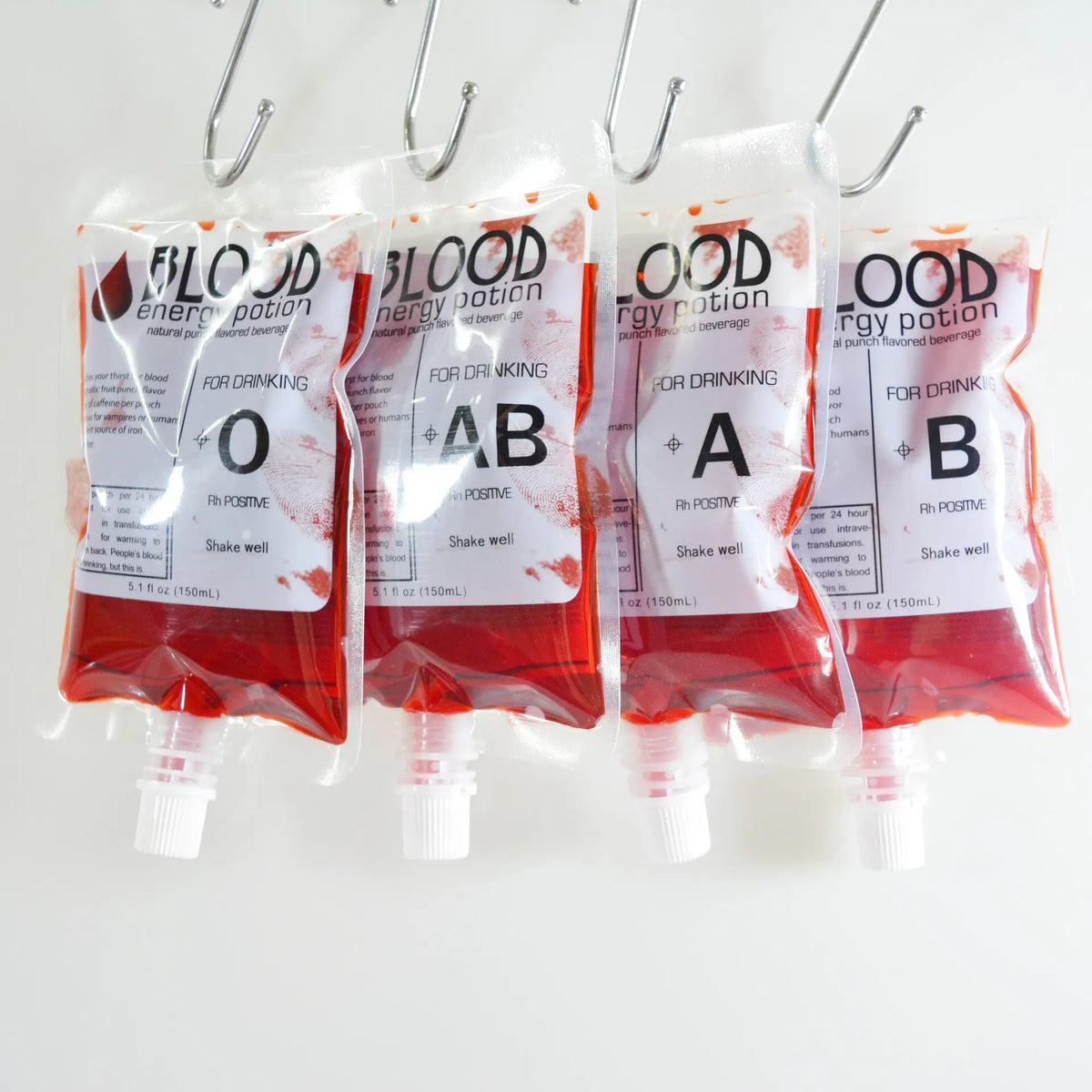 1PC Halloween Vampire Blood Drink Container Bag – PVC Beverage & Water Bottle Holder for Zombie Cosplay, Halloween Party Props & Decorations