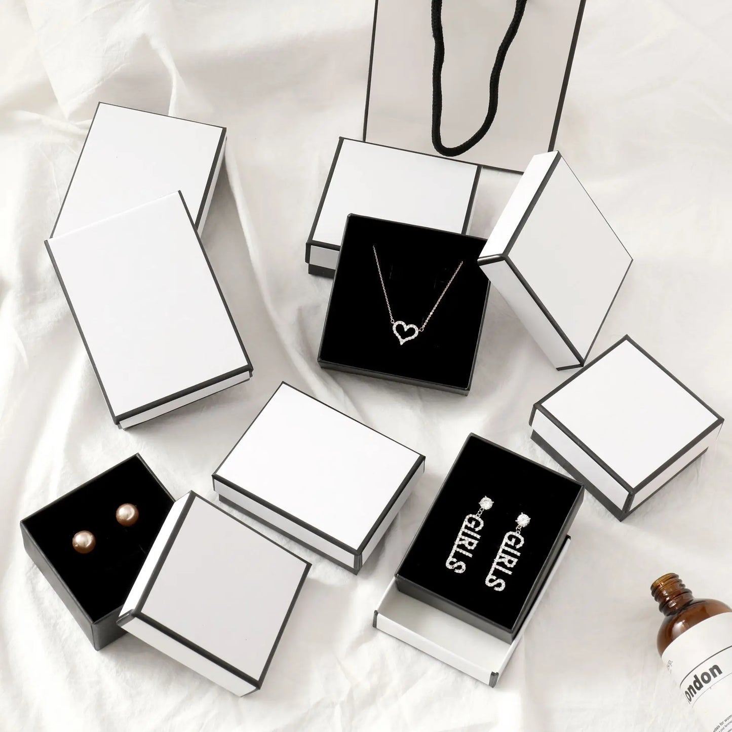 12PCS Paper Jewelry Gift Boxes for Rings, Earrings, Bracelets & Necklaces – Black & Gray Display Cases