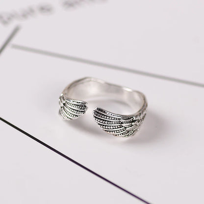 Silver-Tone Pterodactyl Wing Ring – Fashion Metal Statement Jewelry for Women & Men, Romantic Gift for Parties