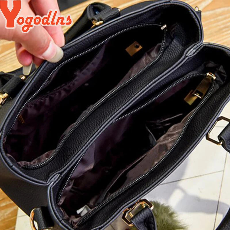 Bolso de hombro con relieve para mujer Yogodlns, bandolera con colgante de cuentas y pompón.