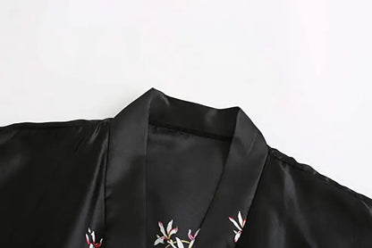 Silk Satin Floral Wedding Robe – Bride Bridesmaid Short Kimono Bathrobe Dressing Gown for Women