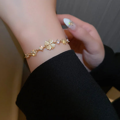 Women’s Fashion Four Leaf Grass Gold Color Adjustable Bracelet Korean Style Wedding Party Jewelry