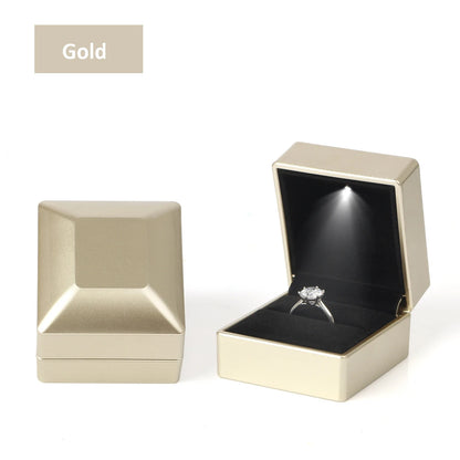 LED Velvet Jewelry Gift Box for Rings, Necklaces & Pendants – Luxury Lighted Proposal, Engagement & Wedding Display Case