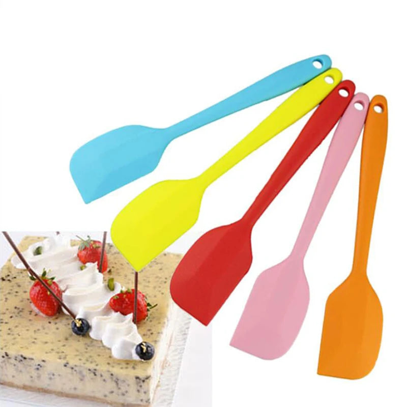 Spatule à gâteau en silicone 21 cm – Raclette de cuisson à long manche, spatule à glaçage, outil pour mélanger la pâte, pinceau mélangeur à beurre et accessoire de décoration de gâteaux pour la cuisine