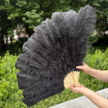 Abanico Grande de Plumas de Avestruz Blancas – Elegante Abanico para Baile y Actuaciones Escénicas (100 cm / 130 cm)