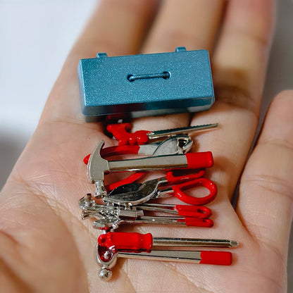 Miniature maison de poupée Kit d'outils – Clé, marteau, tournevis et pinces mini accessoires pour poupées Blythe, OB11, scènes de maison de poupée, loisirs créatifs et présentoirs de collection