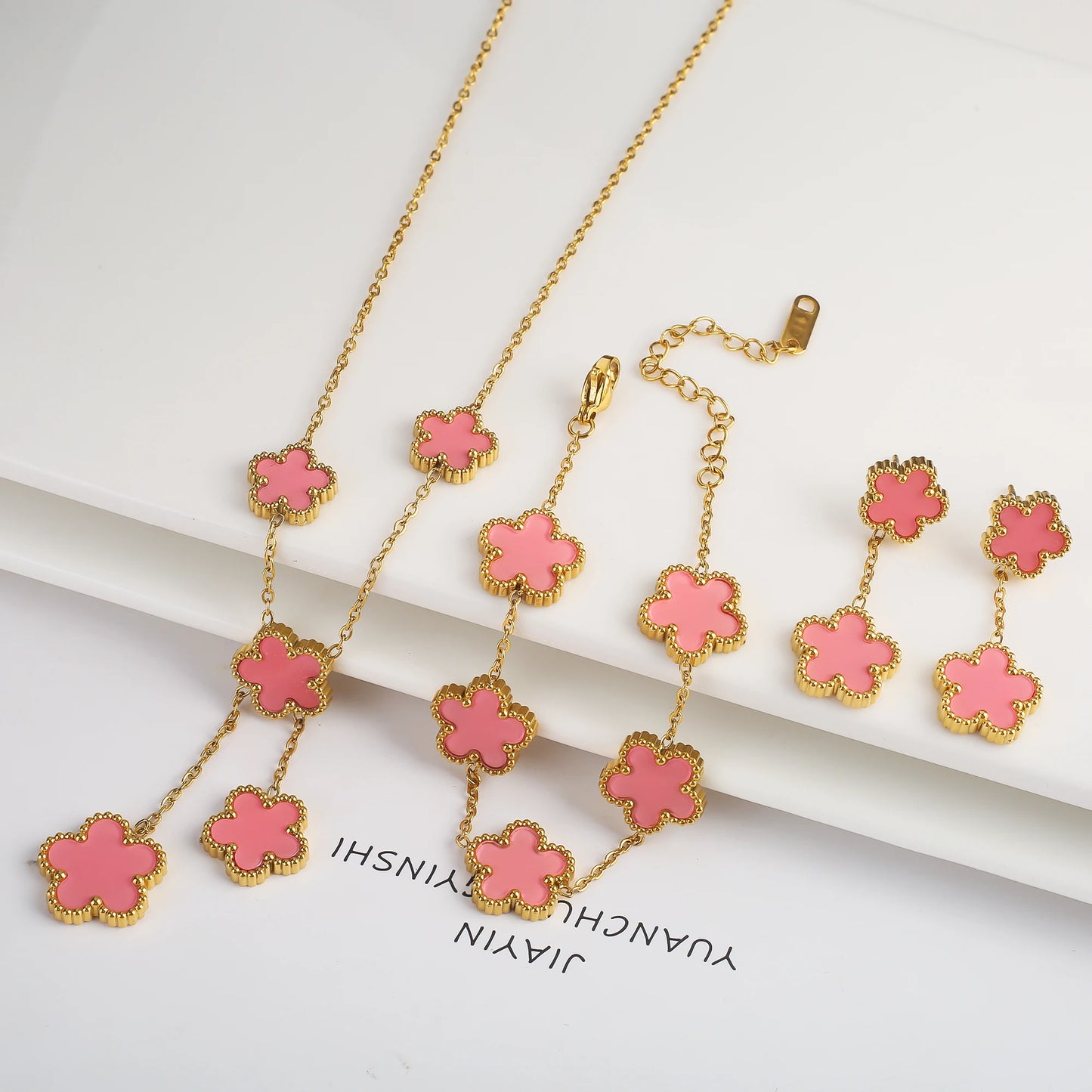 3Pcs Women’s 18K Gold Plated Five Leaf Flower Jewelry Set Clover Necklace Earrings Bracelet Party