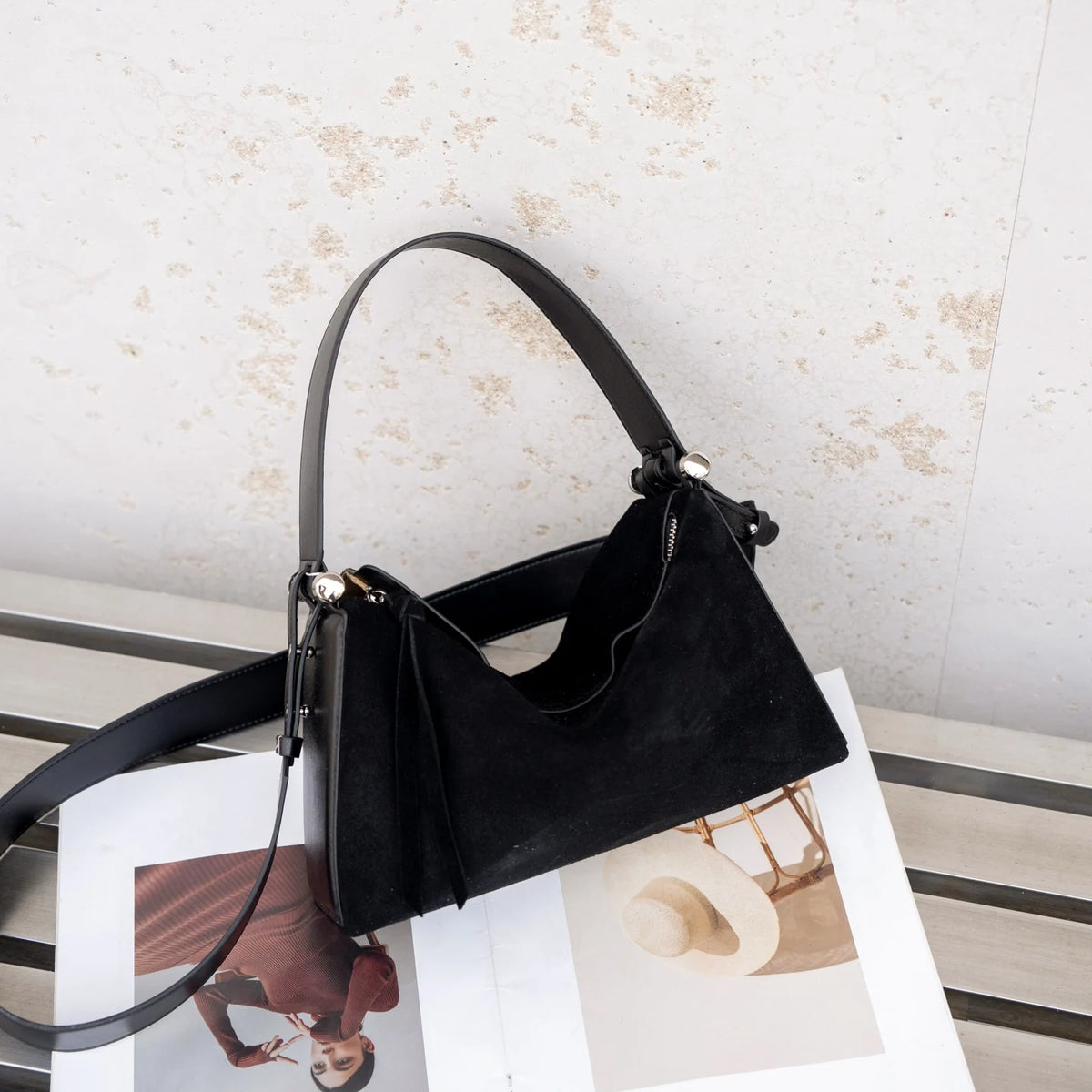 Women's Genuine Leather Shoulder Bag – Luxury Cowhide Crossbody & Underarm Tote with Large Capacity, Elegant Fashion Handbag for Everyday Use