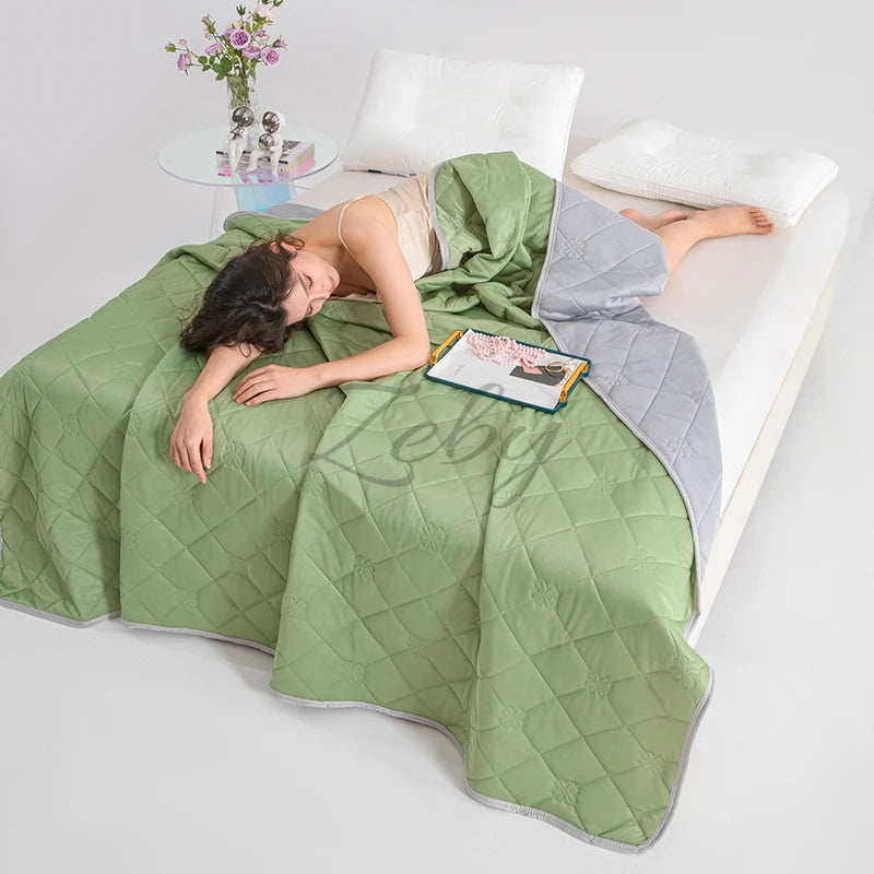Manta Refrescante de Verano – Colcha Ligera y Transpirable para Cama con Comodidad de Aire Acondicionado