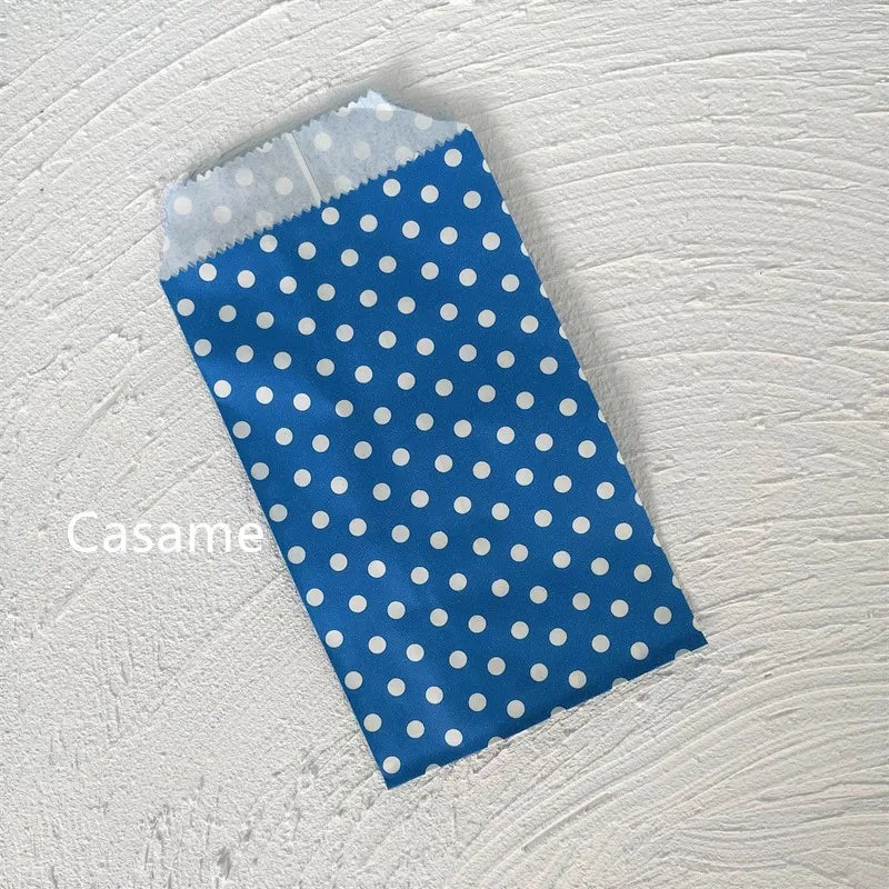 10/25/50PCS Mini Bolsas de Regalo de Papel Kraft con Lunares para Boda, Cumpleaños, Recuerdos de Fiesta, Invitaciones, Tarjetas de Felicitación y Pequeños Regalos