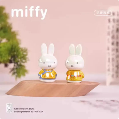 Caja Ciega Original de la Serie Miffy Estilo Antiguo – Minifiguras Lindas de Grano, Adornos Colgantes de Personajes de Anime, Juguetes y Regalos Coleccionables para Festivales