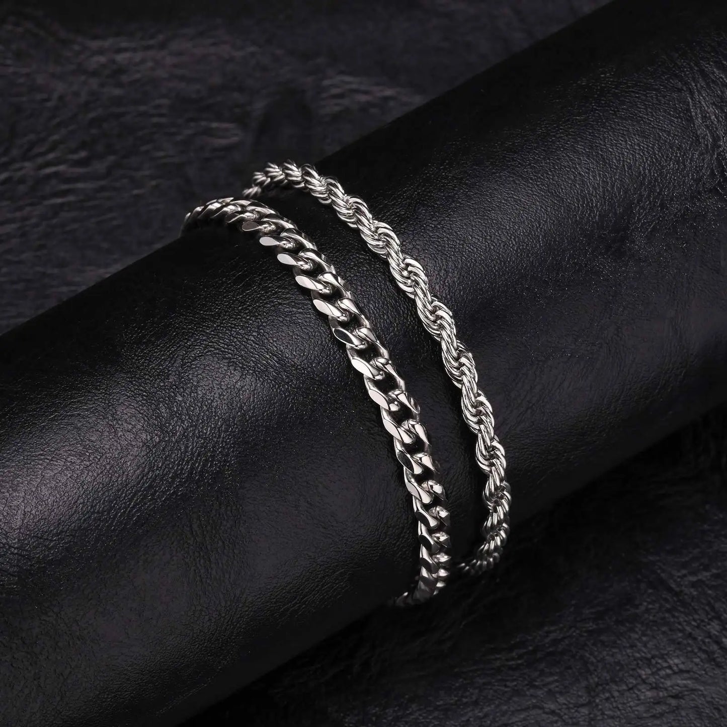 2-Piece Men's Chain Bracelet Set – Stainless Steel Twist Rope & Cuban Link Wristbands in Silver, Gold & Black | Fashion Jewelry Gift