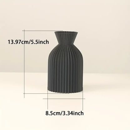 Elegant Black Decorative Plastic Vase – Modern Boho Centerpiece for Home, Office & Living Room Décor