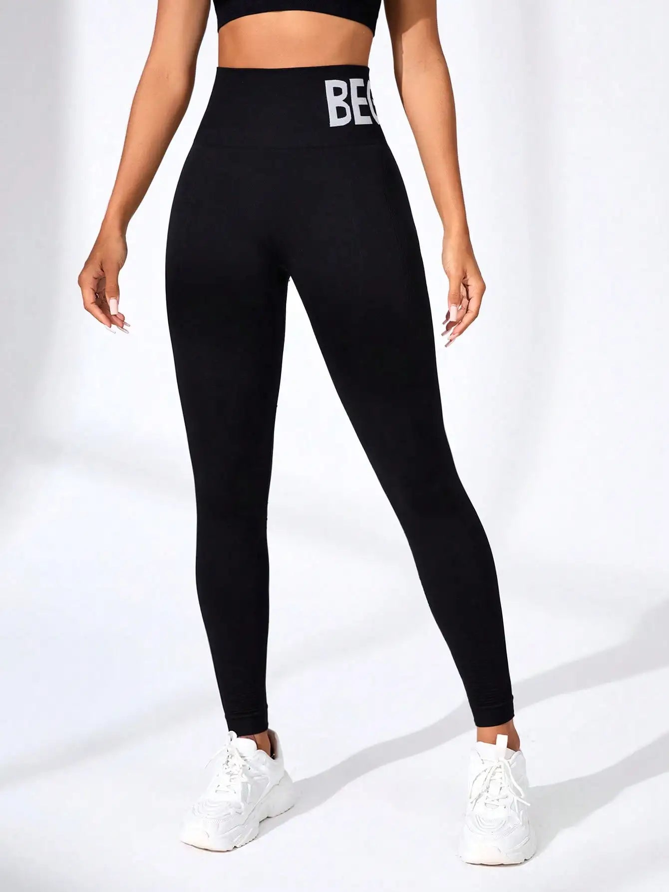 Seamless Yoga Leggings – High-Waist Butt-Lifting Quick-Dry Breathable Workout Tights with Lettering Print for Women