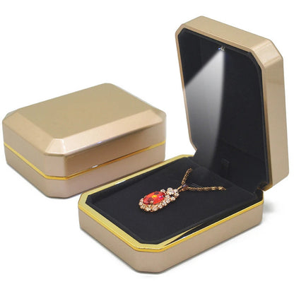 LED Velvet Jewelry Gift Box for Rings, Necklaces & Pendants – Luxury Lighted Proposal, Engagement & Wedding Display Case
