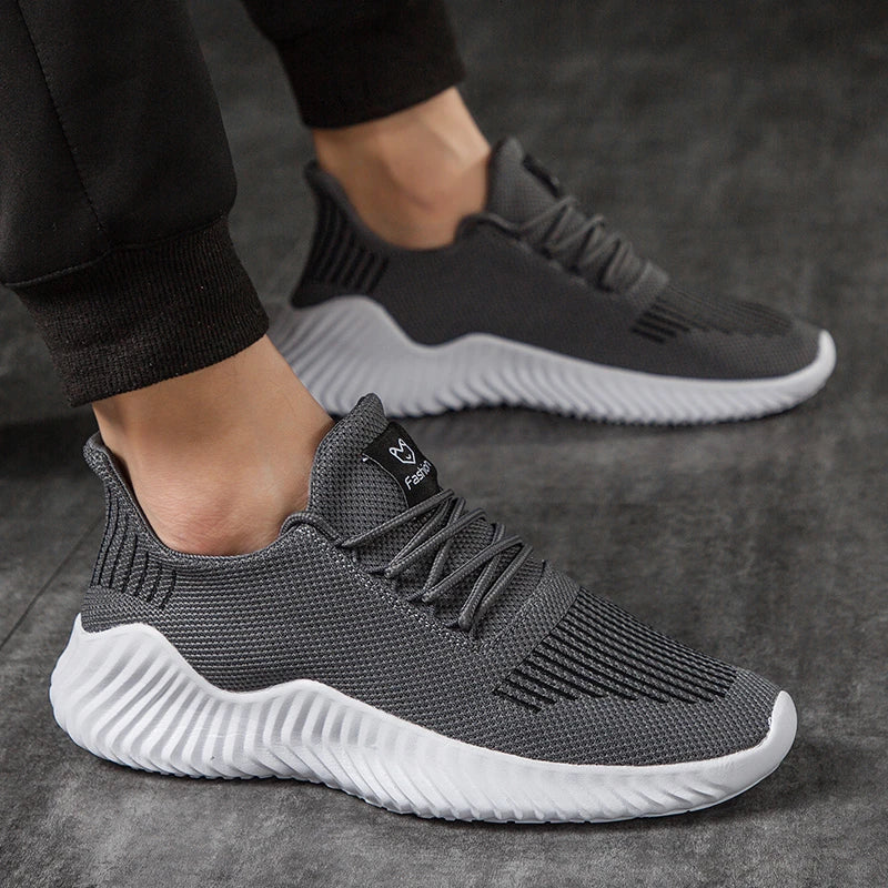 Baskets Blanches Décontractées pour Homme – Chaussures de Marche Respirantes Légères, Baskets de Sport Tendance avec Grandes Tailles