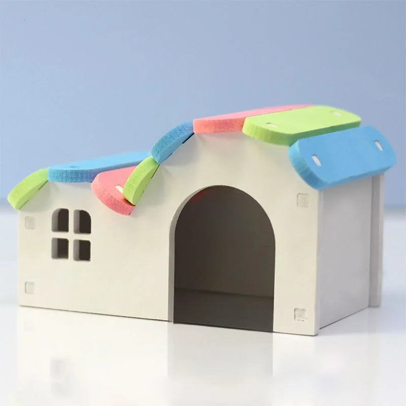 Wooden Hamster Hideout & Rainbow House – Assembled Small Animal Nest with Totoro-Inspired Design, Hamster Villa & Activity Toy