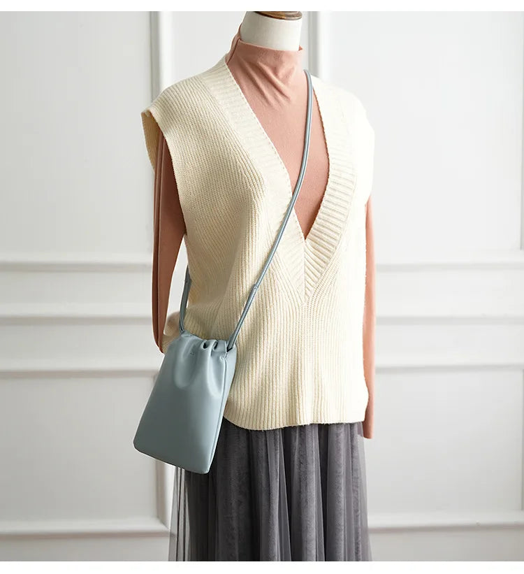 Sac à main en cuir PU pour femmes – Sac à bandoulière et bandoulière grande capacité avec rabat solide, pochette pour téléphone portable