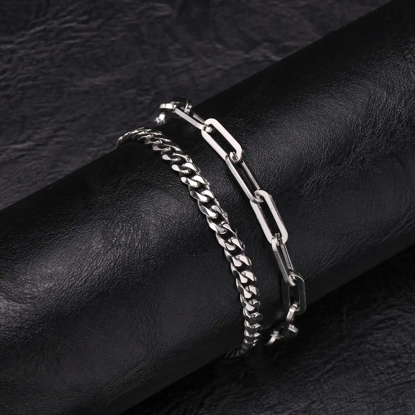 2-Piece Men's Chain Bracelet Set – Stainless Steel Twist Rope & Cuban Link Wristbands in Silver, Gold & Black | Fashion Jewelry Gift