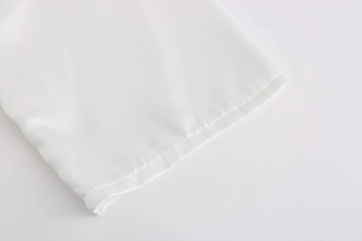 Bata de satén para mujer – Batín sedoso corto para dama de honor para la novia y fiesta de bodas | Kimono elegante para dormir