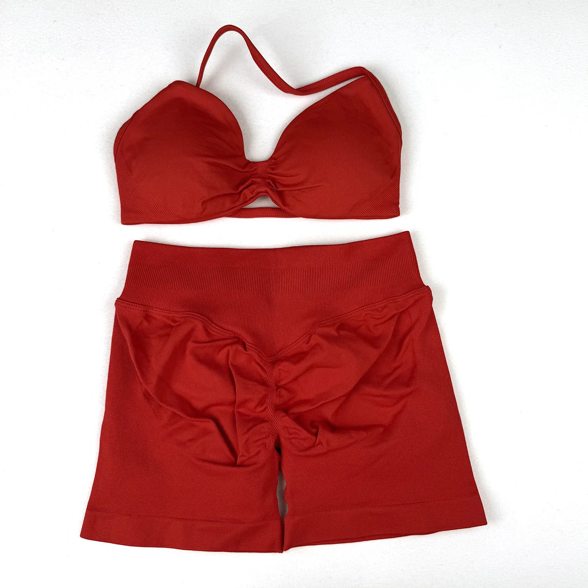 Seamless 2-Piece Yoga Sports Set – Strappy Halter Crop Top with Removable Pads & Quick-Dry Backless Shorts for Gym and Fitness