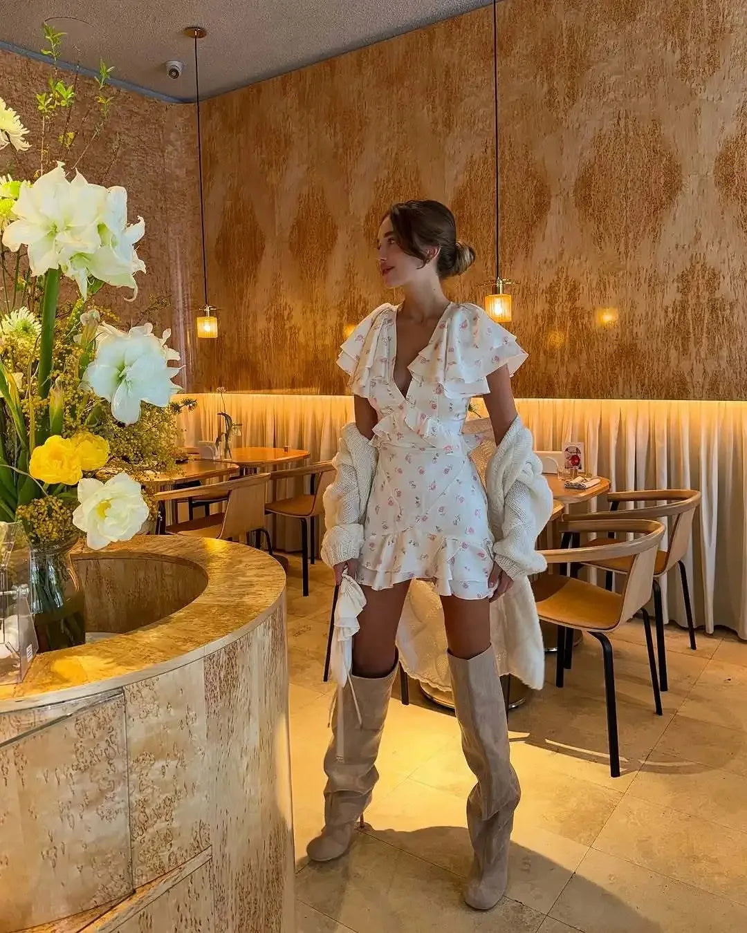 Robe mini florale à volants printemps-été 2026 pour femme – Jupe courte plissée à col en V, tenue décontractée élégante et à la mode