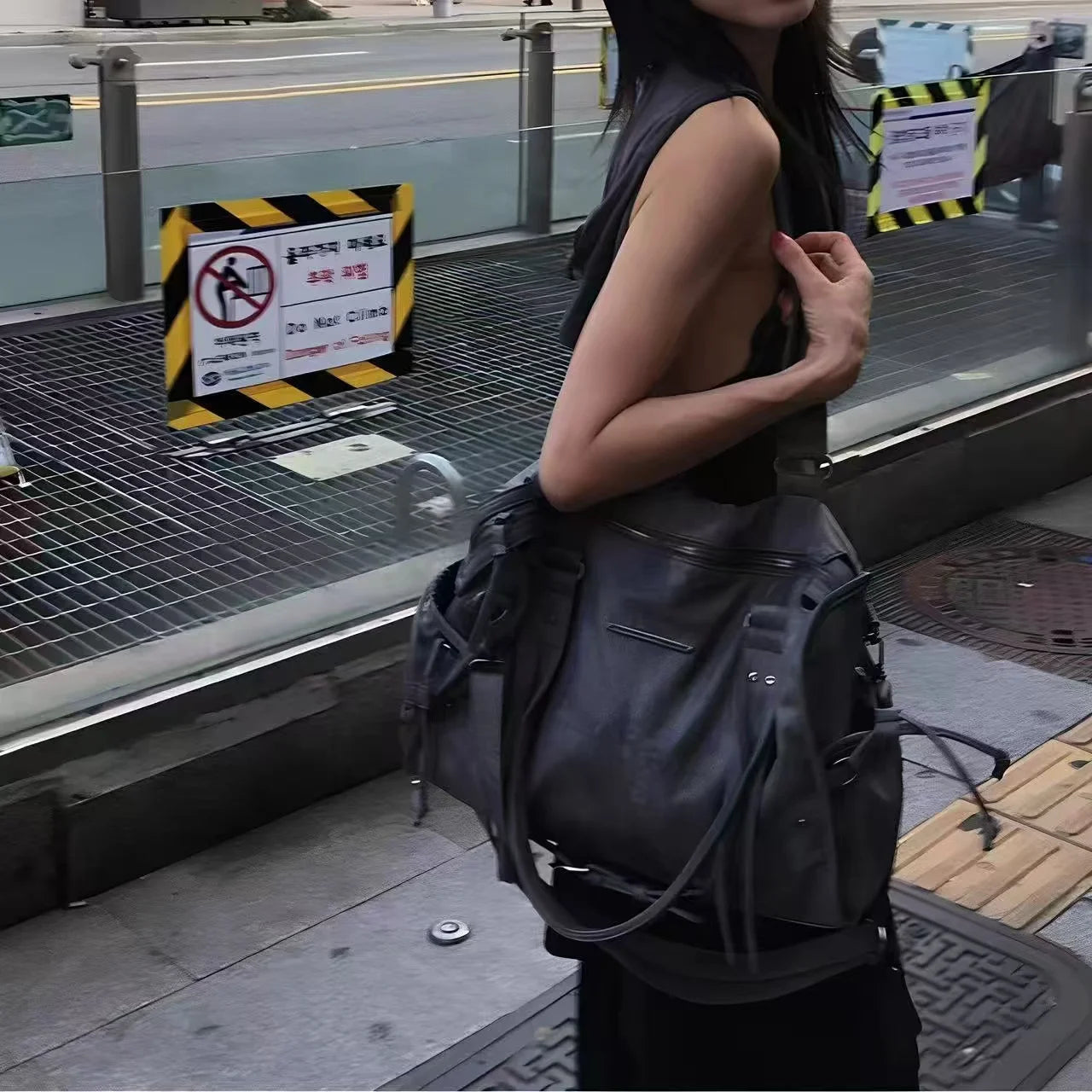 FANCY CLUB Sac fourre-tout moto rétro pour femme – Grand sac à main à rivets avec anses, sac à main tendance de style coréen pour les trajets quotidiens, les voyages, le shopping et les tenues décontractées