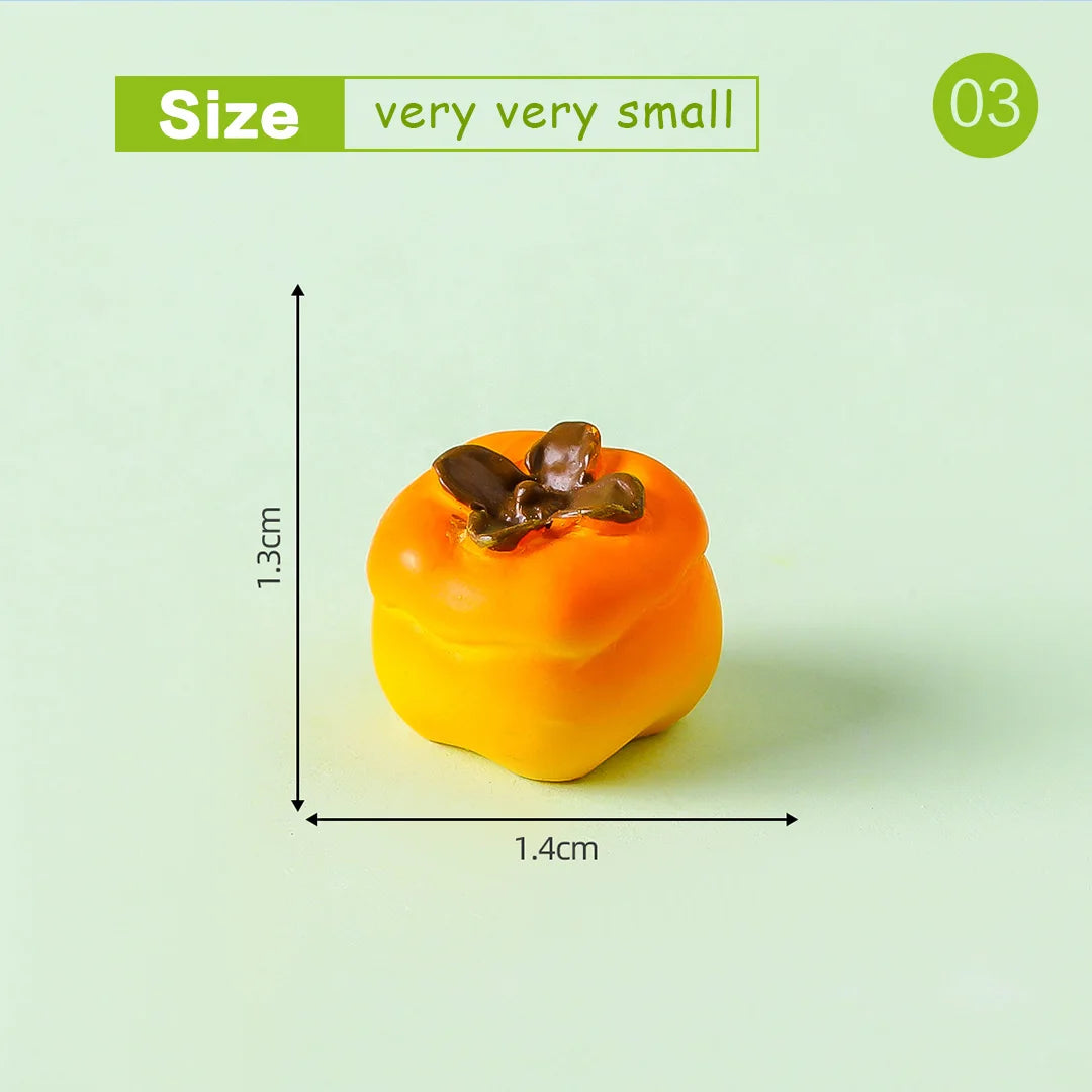 Lot de 10 mini figurines de fruits – Miniatures de fruit du dragon, noix de coco, melon d'eau, orange, pomme, banane et ananas pour la décoration de jardin miniature, les scènes de maison de poupée, les pots de plantes et les loisirs créatifs
