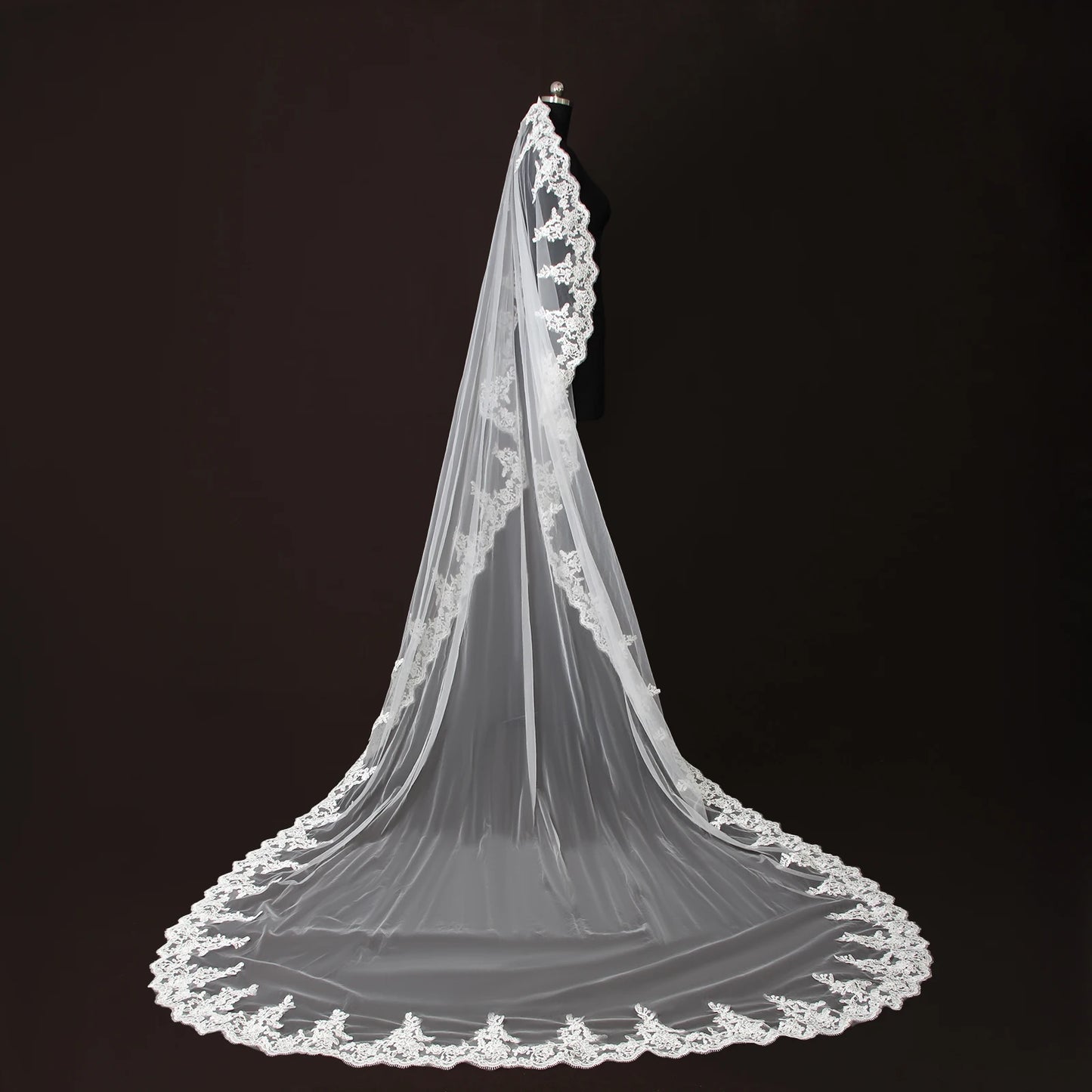 Long Bridal Lace Veil – Spanish Mantilla Wedding Veil with Lace Edge | Elegant Wedding Dress Accessory for Bride & Bridal Party