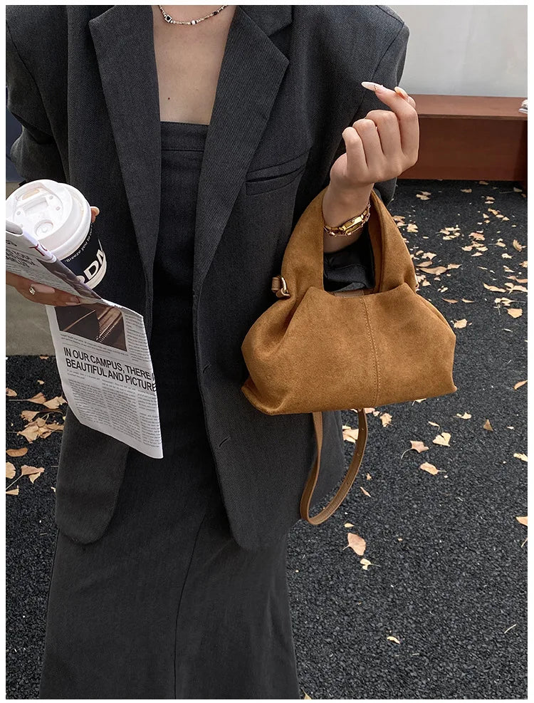 Sac à main bouffant français – Sac à bandoulière givré tendance avec fermoir magnétique, sac à main rétro en forme de nuage, sac à main tendance de style boîte à déjeuner pour femmes pour une utilisation décontractée et quotidienne