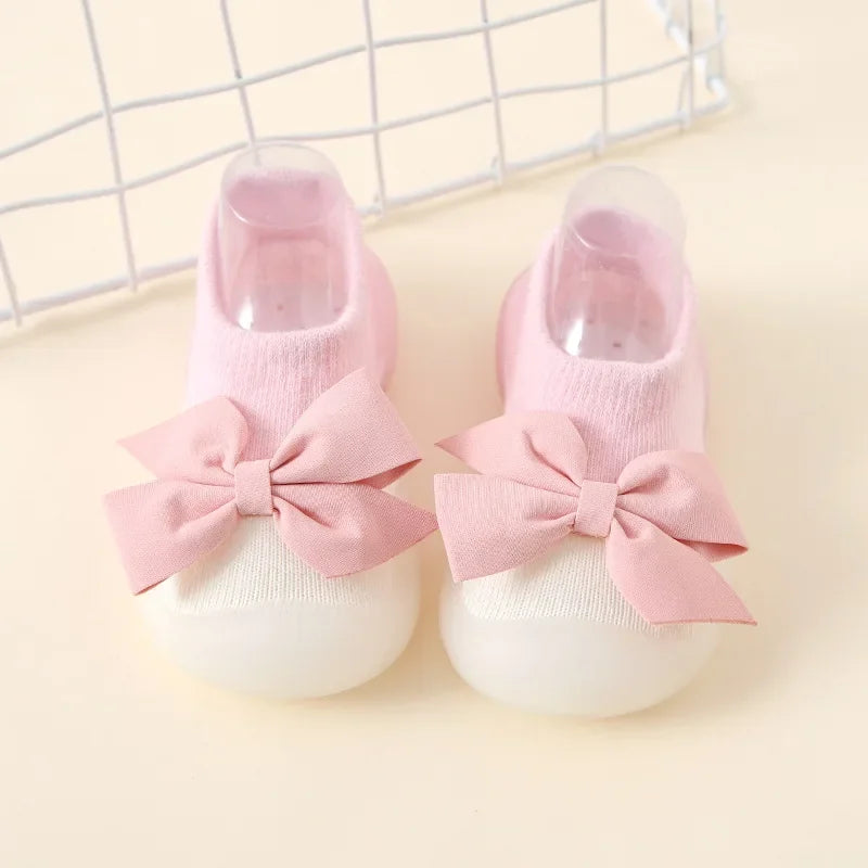 Zapatos y calcetines primeros pasos para bebés – Bonitas zapatillas de dibujos animados para bebés con suela de goma suave para niños y niñas