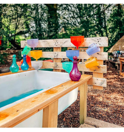Kit de jeu sensoriel Montessori sable et eau – Jouet d'apprentissage STEM ouvert avec gobelets doseurs arc-en-ciel, entonnoirs, pelles, pinces et tuyaux, jouet d'activité créative en extérieur pour enfants