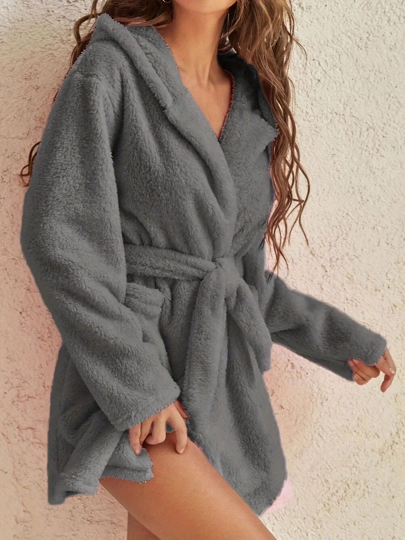 Women’s Hooded Fleece Robe – Solid Color Cozy Warm Bathrobe with Belt for Autumn & Winter Home Wear