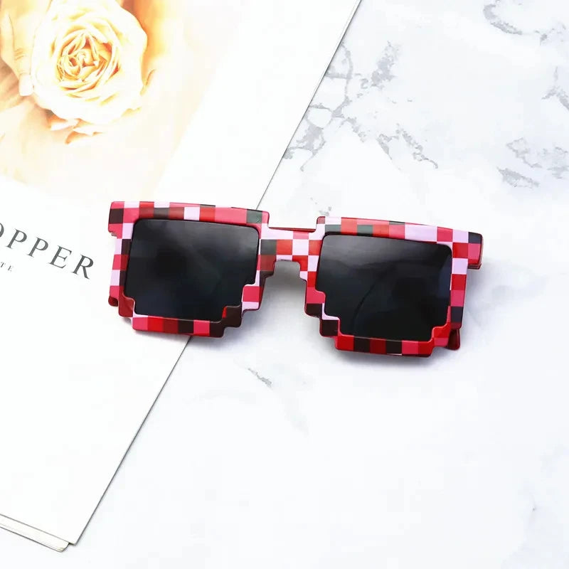 Funny Kids Pixel Sunglasses – Square Mosaic Cosplay Eyewear for Action Game-Themed Parties, Costume Accessories & Children's Gifts