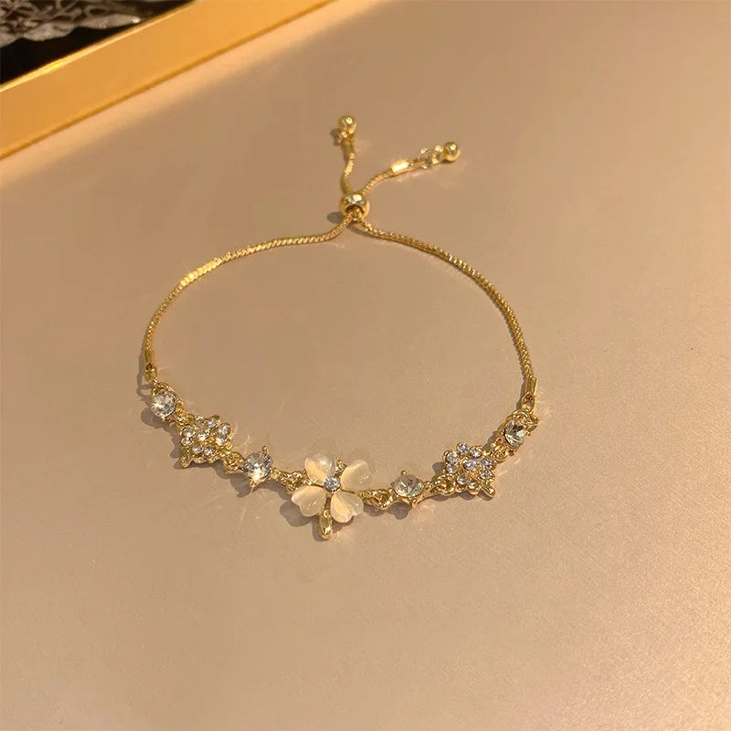 Women’s Fashion Four Leaf Grass Gold Color Adjustable Bracelet Korean Style Wedding Party Jewelry