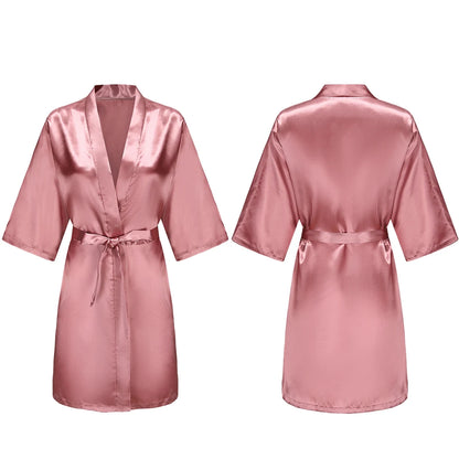 Bata de satén para mujer – Batín sedoso corto para dama de honor para la novia y fiesta de bodas | Kimono elegante para dormir